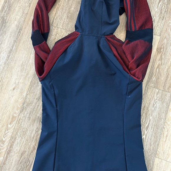 Adidas 2020 Boston marathon jacket women’s - Picture 2 of 3